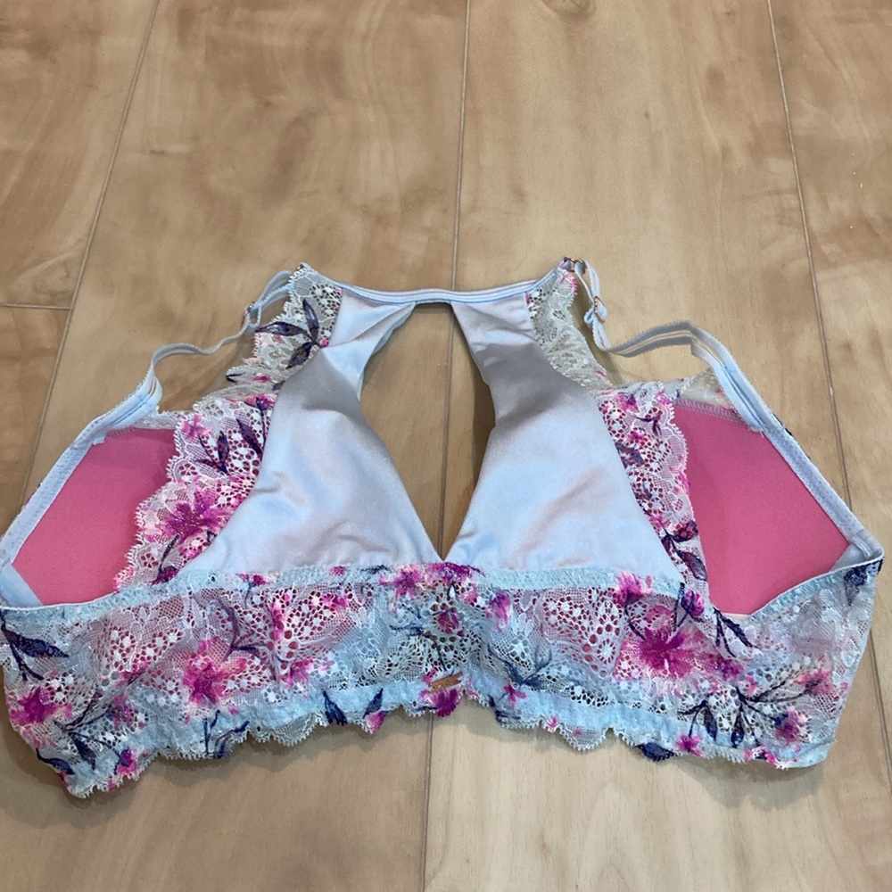 VS “Date push up” bra - Picture 14 of 16